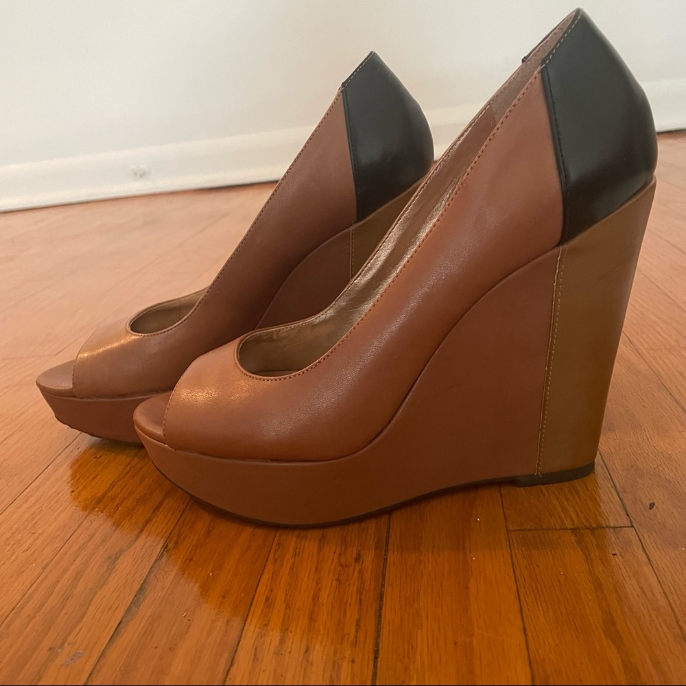 BCBG Paris Wedge Brown and Black Platform Wedges.